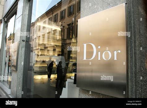 dior montenapoleone|montenapoleone shopping district.